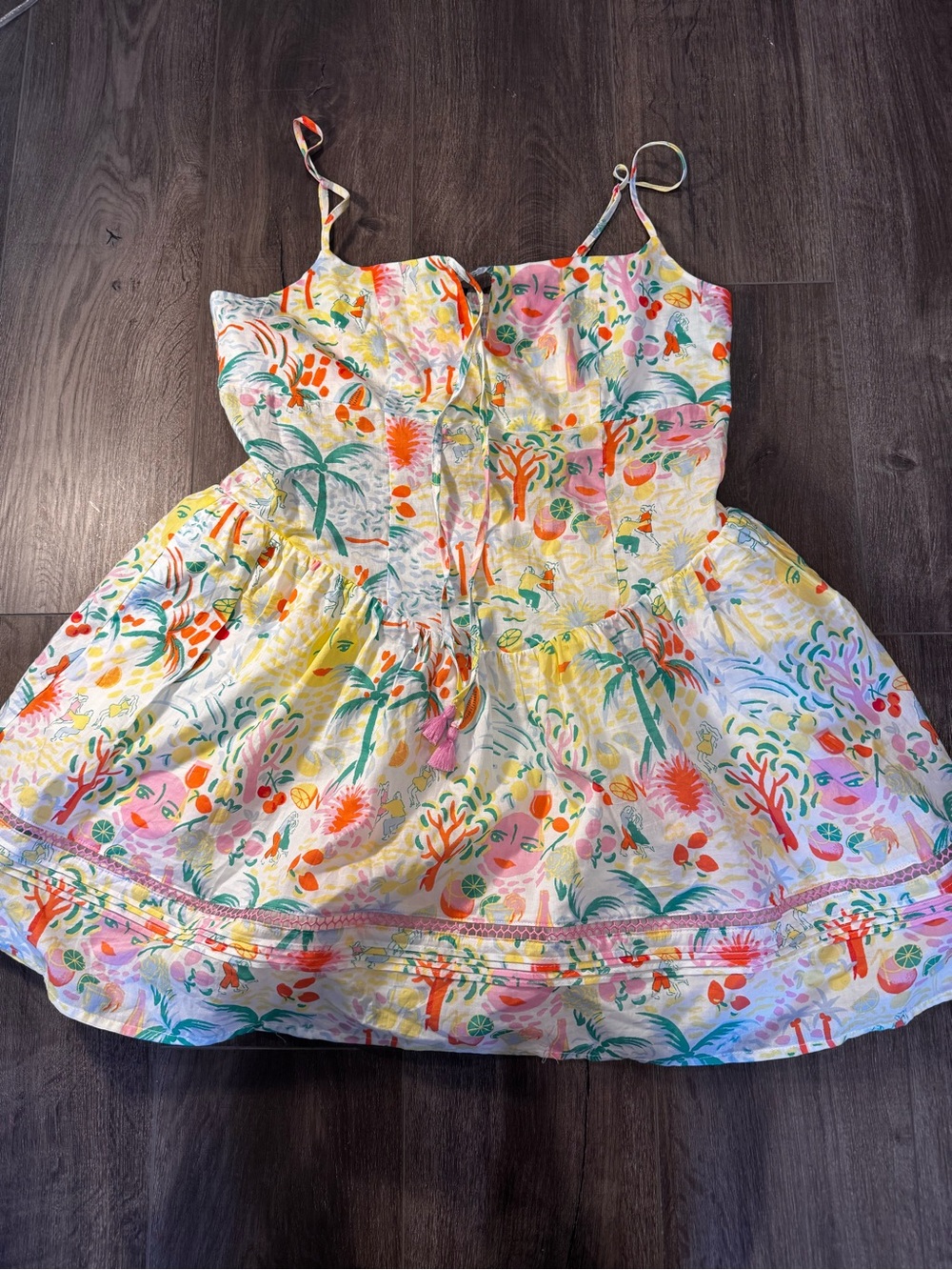 Roller Rabbit x Target women’s tropical print mini dress in size Medium.